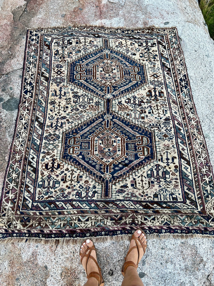 Persian Shiraz Rug, 6’X4’9”